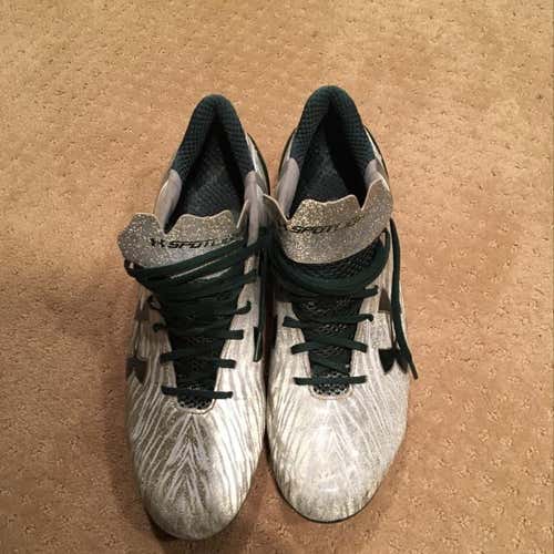 Under Armour Spotlight Cleats