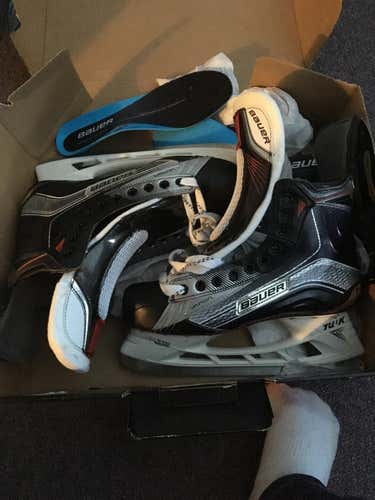 New Bauer 1X Skates Senior Size 9 D with speed plates