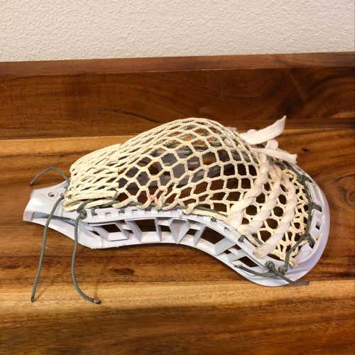 Thompson Lacrosse i6 STRUNG