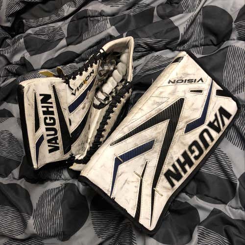 Vaughn Vision 9200 glove and blocker