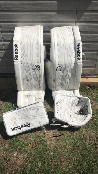 Reebok Premier 4 Goalie Equipment (Full Set) Senior