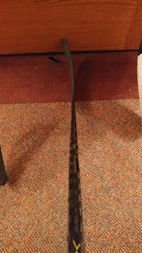 Easton Stealth CX Stick Righty Mid 81 - 85 Senior