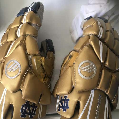New Notre dame Maverik Gloves
