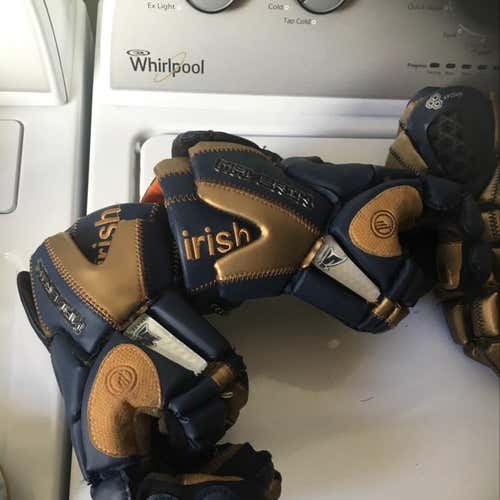 Notre Dame Lacrosse Gloves Blue Irish #24