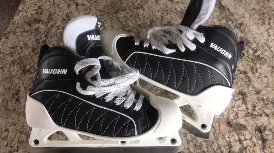New Vaughn GX1 Sr. Goalie Skates Size 9