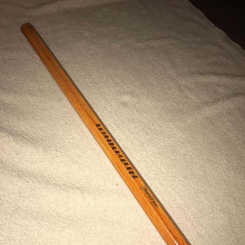 Warrior Woodrow Lacrosse Shaft