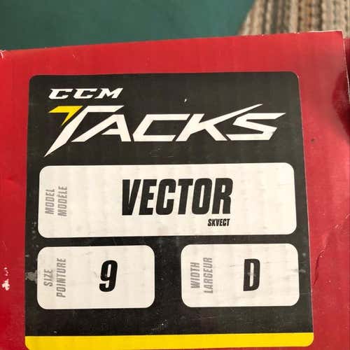 CCM Tacks Vector Skate Size 9