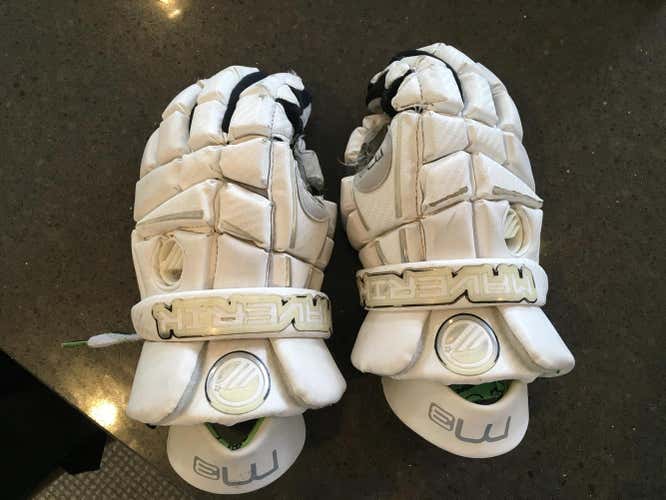 Used M3 Gloves White