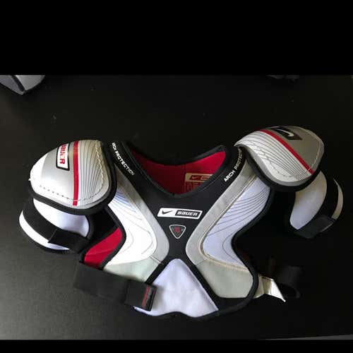 Nike Bauer Supreme 10 Shoulder Pads Small