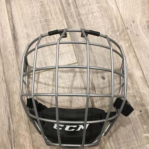 CCM FM580 Chrome Adult Medium