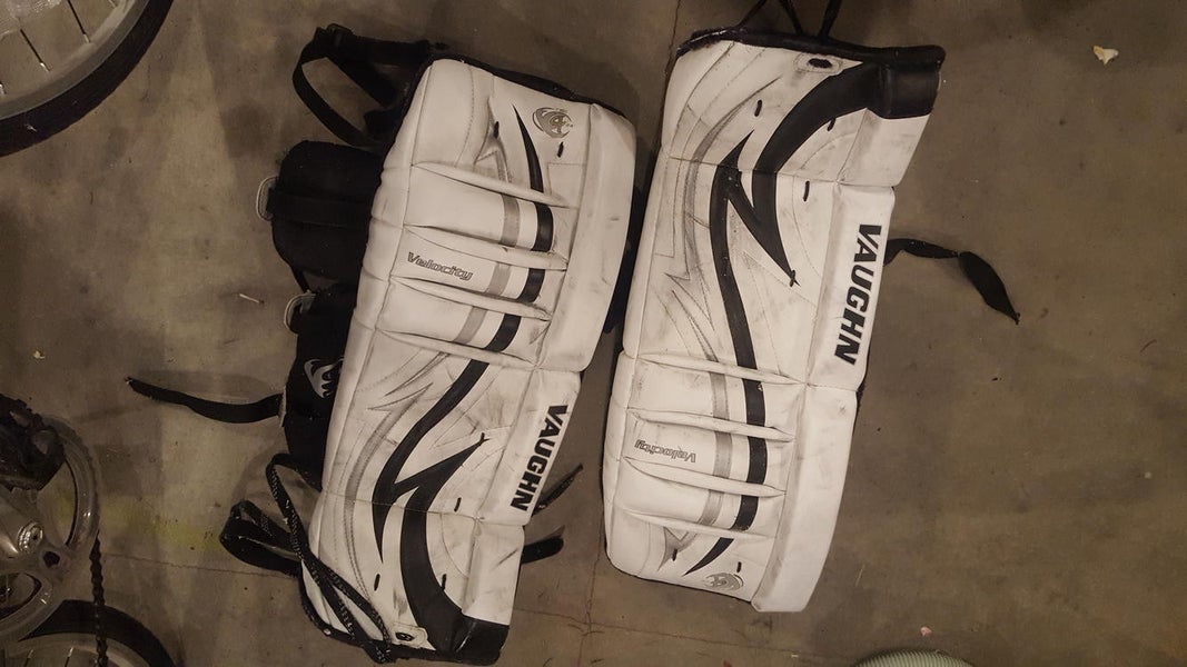 Vaughn Goalie Leg Pads Junior