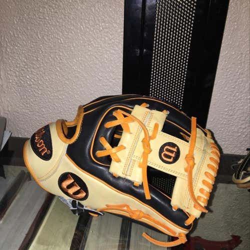 Wilson A2000 Jose Altuve 11.5 1786