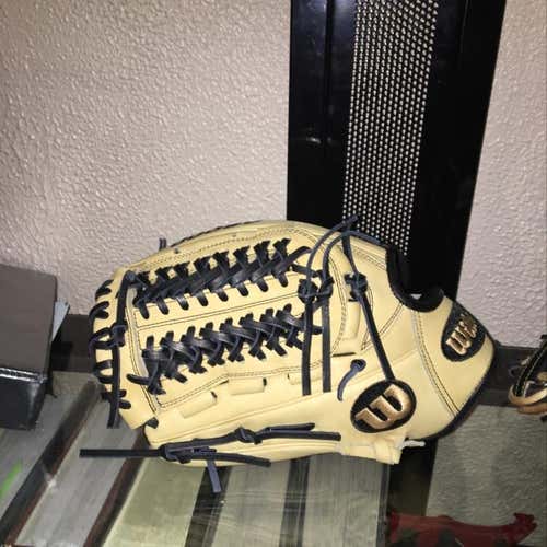 Wilson A200 D33 11.75