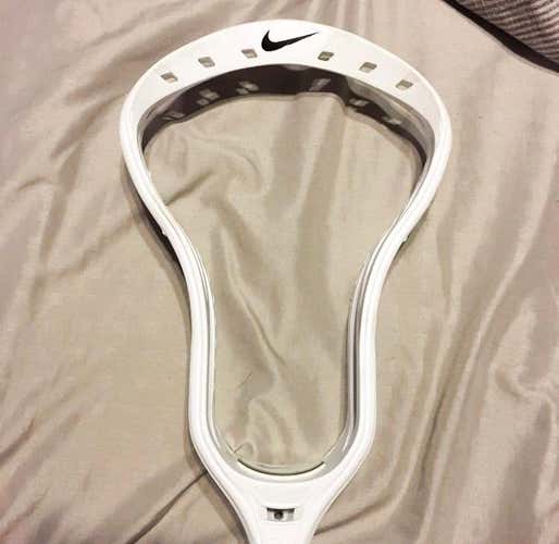 Nike Lakota U