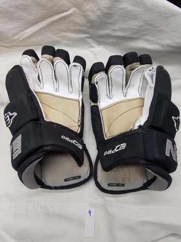 Easton EQ  Pro Pro Stock Gloves Senior 14"