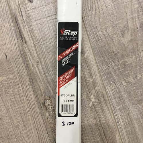 Bauer Step Steel Goal Size 9 - 4mm Blade Thickness - Not Quick Release - Bolt & Screw