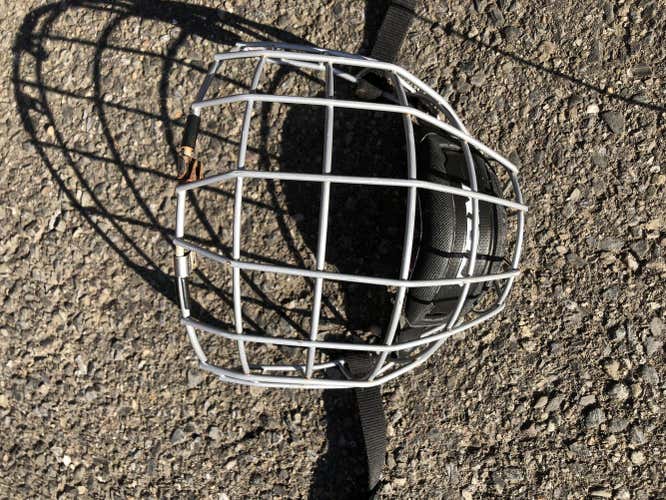 CCM FM580 Cage Senior (Size Medium)