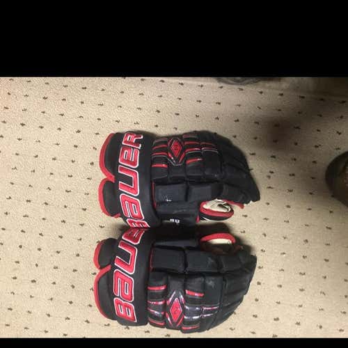 Bauer Nexus 800 Sr Gloves 14 Inch
