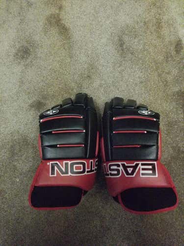 Easton Gloves Senior