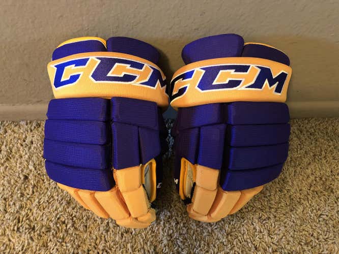CCM Pro Stock HG4RRP 13” Elmira College/LA Kings retro colorway gloves