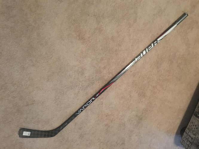 New Bauer APX Stick Righty P02 Heel 77 Flex Senior