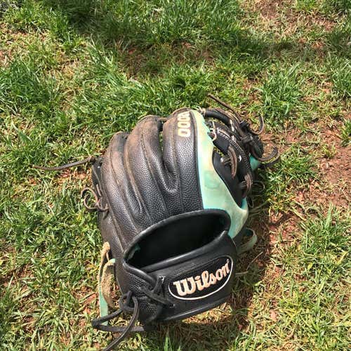 Wilson A2000