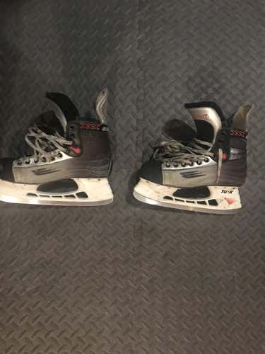 Bauer Vapor XXX Skates Senior Size 9.5
