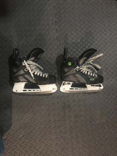 Reebok 9k Pump Skates Senior Size 8