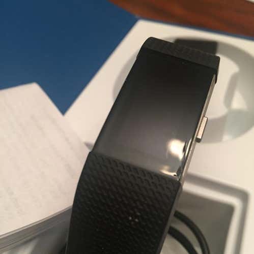 Fitbit Charge 2 Fitness Tracker- size L-BLACK