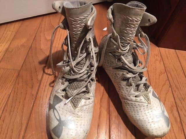 Under Armour High Lights size 7.5 White with lime green insoles