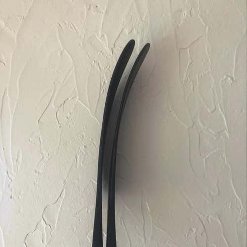 2 Pack P28 Mcdavid LH 85  Flex Grip Ccm Supertacks 2.0