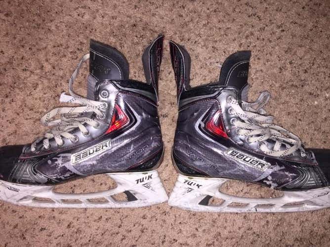 *REDUCED PRICE* Bauer Vapor APX2 Skates