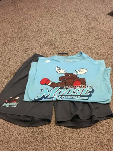 New Balance Dry Fit Shirt/Shorts