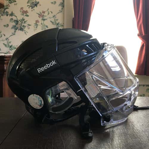 Reebok 11k Helmet with Bauer Concept 2 Face Shield Size M