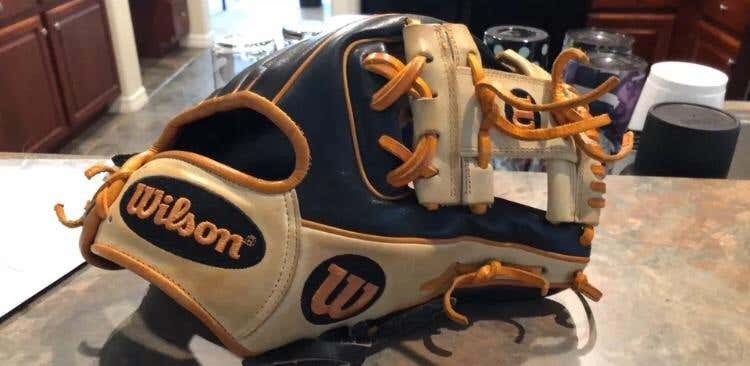 Wilson A2000