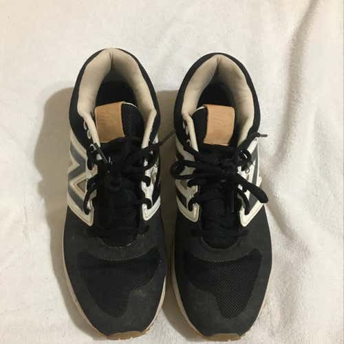 New Balance Baseball Turfs Size 10.5 (Like New)