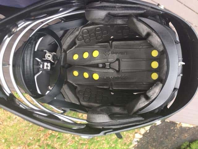 Cascade R (Matte Black)