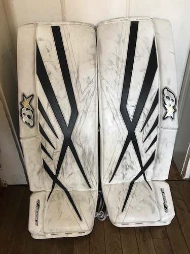 Brian's SubZero 7.0 intermediate goalie pads Size 31+1