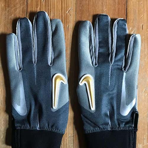 Nike Magnigrip Blade 2 Football Gloves