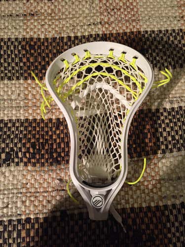 Maverik Tactik Head BN White Strung with Fiber 1
