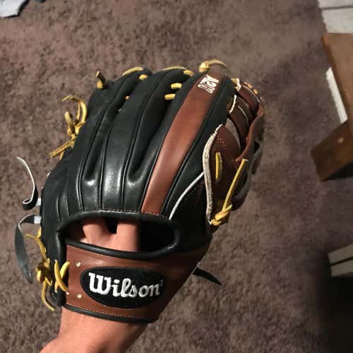 Wilson A2K 12.75 Inch outfield Glove
