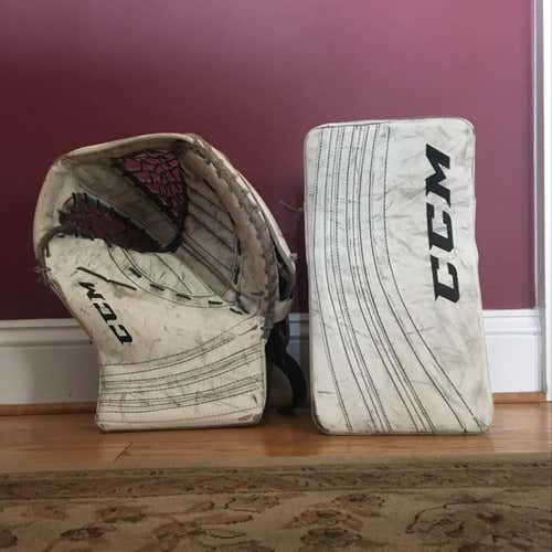 CCM Extreme Flex 500 Blocker And Glove