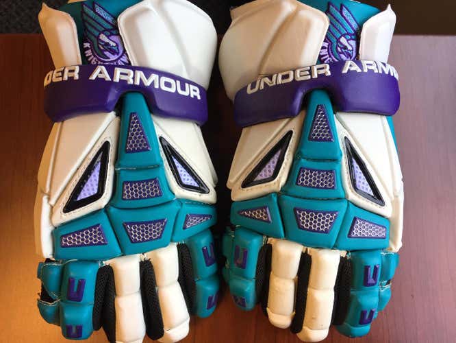 NLL Rochester Knighthawks Official Gloves