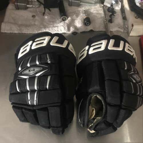 Bauer Nexus 800 Gloves