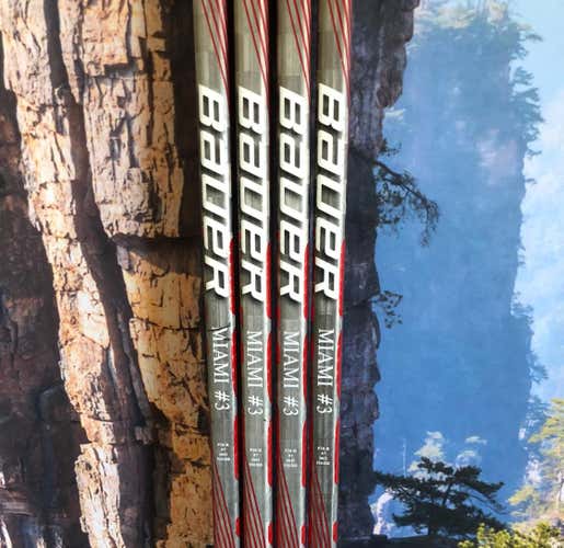 NEW! -Bauer Vapor 1X Sr. P28 (NCAA/Miami)