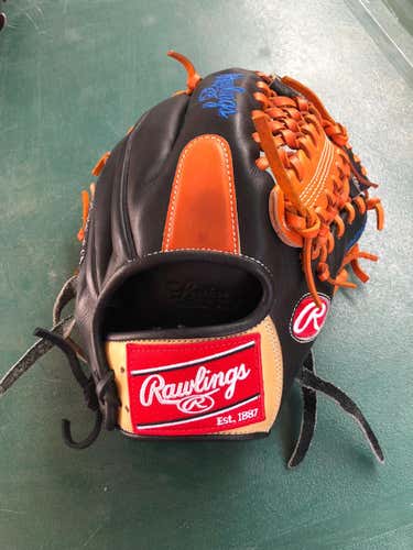 New Rawlings Heart of the Hide Glove