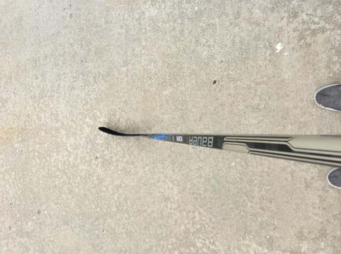 1N 82 Flex LH P77* Pro stock st louis blues