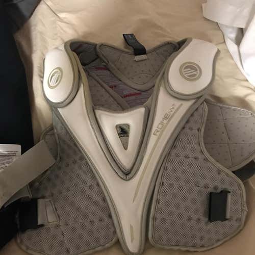 Lacrosse Shoulder Pads