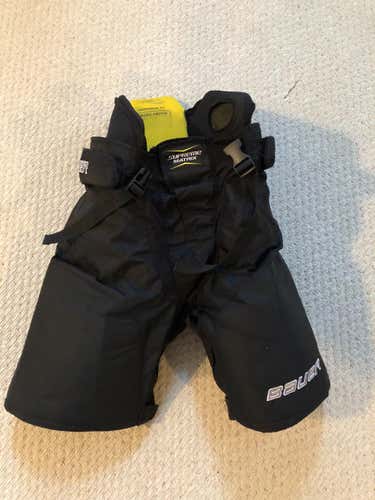 Bauer Supreme Matrix Pants size Senior small