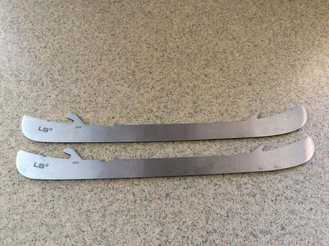 Pro Stock  Bauer TUUK LS3 Edge Steel Runners Size 288
